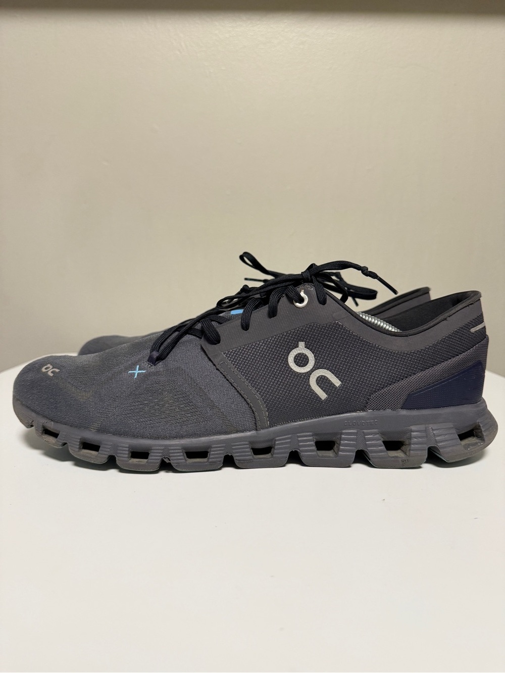 On Running Cloud X 3 Eclipse Magnet Sneakers 60.98703 Men’s US 13 UK 12.5 EU 48